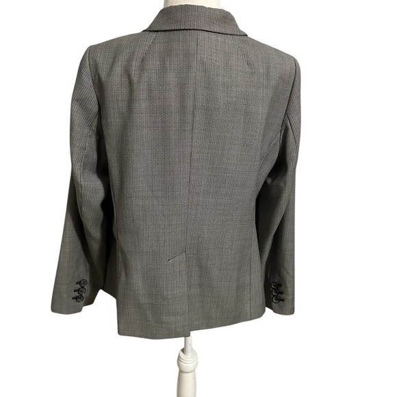 Talbots Wool Blend Two Button Closure Gray Black Geometric Classic Blazer 12WP - Picture 5 of 10